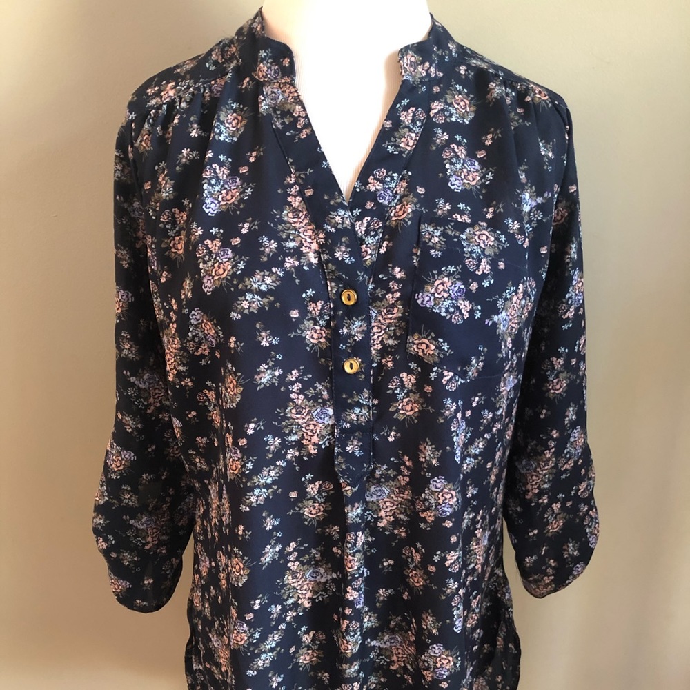 🩵Rue21 Floral Tunic Blouse
